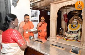 राष्ट्रपती द्रौपदी मुर्मू यांनी घेतले संत गजानन महाराज समाधीस्थळाचे दर्शन